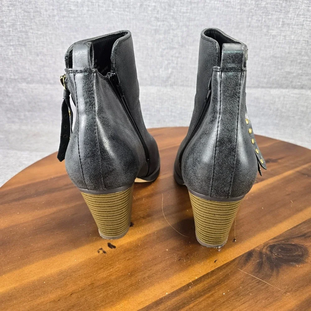 JustFab Madalena Distressed‎ Black Studded Ankle Booties Block Heel Womens 10
